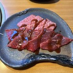 焼肉 一升びん - 