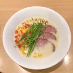 ホルモンらーめん8910 - 冷やしラーメン