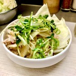 串屋横丁 - 酢モツの小　でも食べ応えあり！