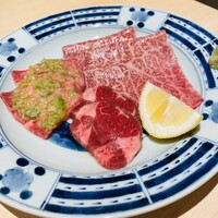 横浜 うしみつ - 