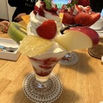 ホットケーキパーラー フルフル 赤坂店 - 柑橘ミックスパフェ 2,200円
