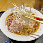 超純水採麺 天国屋 - たっぷりの白髪ネギ