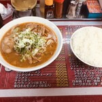 とん平食堂 - もつ煮大　　ライス並