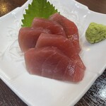 Tuna sashimi