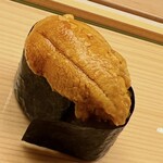 鮨おばな - ムラサキウニ。豊洲01です。美味い！これがムラサキの実力！