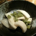 ラーメンBAR やきそばー HIT - 大根のおしんこ