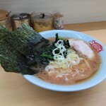 横浜ラーメン 町田家 - 