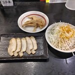 幸楽苑  - 料理写真:単品チャーシュー　270円＋メンマ　150円＋千切りねぎ　150円