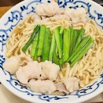 博多醤油ラーメン 月や 博多デイトス店 - 