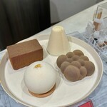 あまみカオリ研究所 グランスタ東京店 - 