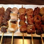 またぎや  - 串焼きセット【5本セット】750円＋レバー 180円×2本。