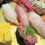 沼津魚がし鮨 流れ鮨 - 魚がしセット