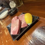 Yakiniku Dainingu Shige - 