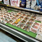 高尾鮮魚店 - 店内（刺身）