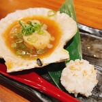 Sumibi Toumaimon Akatsuki - 貝殻付き帆立バター焼き