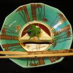 旅亭半水廬 - お部屋到着後の最初のサービス、茶菓子と