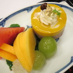旅亭半水廬 - 果物 西瓜 桃 葡萄、南瓜と小豆のムース