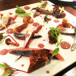 deco - スモークした秋刀魚と信州キノコのマリネ、肝のソース