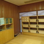 旅亭半水廬 - 貸切中。浴場の脱衣。広い・・・