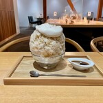 永楽屋 - ほうじ茶氷１３００円