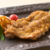 国産鶏の塩焼き～香ばし根菜添え～