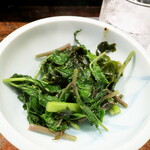 Umisachi - あしたぼ はんば炒（￥600）。はんば＝大島で採れる「島海苔」と、明日葉を塩味で炒めたもの