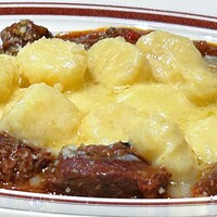 イル カルディナーレ 銀座本店 - 牛肉と黒胡椒の煮込み　ペポーゾ（ペッパー）とジャガイモのニョッキ