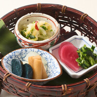 お漬物の盛り合わせ