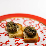 ウラノ - 2023.9 フランス産 エスカルゴ ブリオッシュ