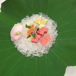 旅亭半水廬 - 自然の器が美しい