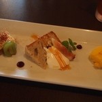 混 - ティラミス、白桃とピスタチオのシフォンケーキ、マンゴーのソルベ