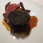 レストラン ラ フィネス - ブレス産小鳩のローストとその腿肉のブーダンノワール1