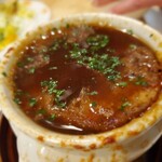 カジュアルフレンチBar 7FUKU - オニオングラタンスープ