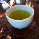 マリーゴールド門司港迎賓館 - サービスの緑茶・・・ありがたかったです（礼♪）