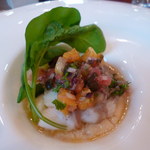 マリーゴールド門司港迎賓館 - おすすめ白身魚のオーフー　じゃがいもピューレとアンティボワーズソース