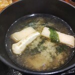 Tokiwa Shokudou - お味噌汁。