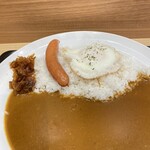 松屋 - プレーンのソーセージエッグカレー