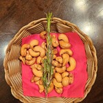 青山Indigo - フライドカシューナッツ