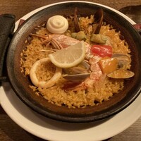 スペイン料理 La Cazuela 三ノ宮 ミント神戸店 - 海の幸のパエリア