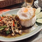 タイの食卓 クルン・サイアム - 