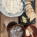 肉汁餃子のダンダダン - 