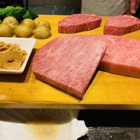 仙台牛と和風個室 すていき小次郎 - 