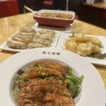 24時間 餃子酒場 - 