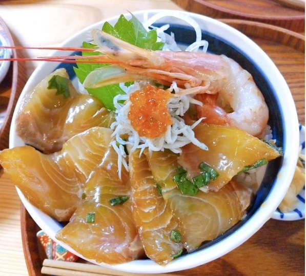 海鮮丼専門店 鎌倉 五鉃 - 鎌倉/海鮮丼 | 食べログ 海鮮丼専門店 鎌倉 五鉃 - 鎌倉/海鮮丼 | 食べログ