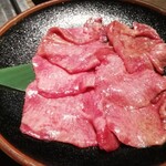 Sumibi Yakiniku Shichiri Mbou - 