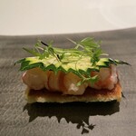 カンテサンス - ズッキーニが主役、海老ときゅうり　食感が素晴らしい