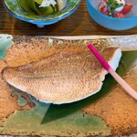 風の杜 - 料理写真:稚鯛の塩焼き