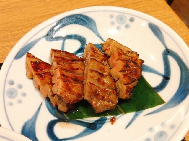 ぎゅうたんさま 厚切り 牛タン 500g 牛たん ぎゅうたん 訳あり 肉 新春 2025