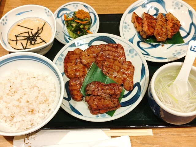 牛たんぎゅうぎゅうセット…』by reime598 : ねぎし 池袋東口店