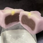 久栄堂菓子舗 - 『ねりきり(もみじ)』